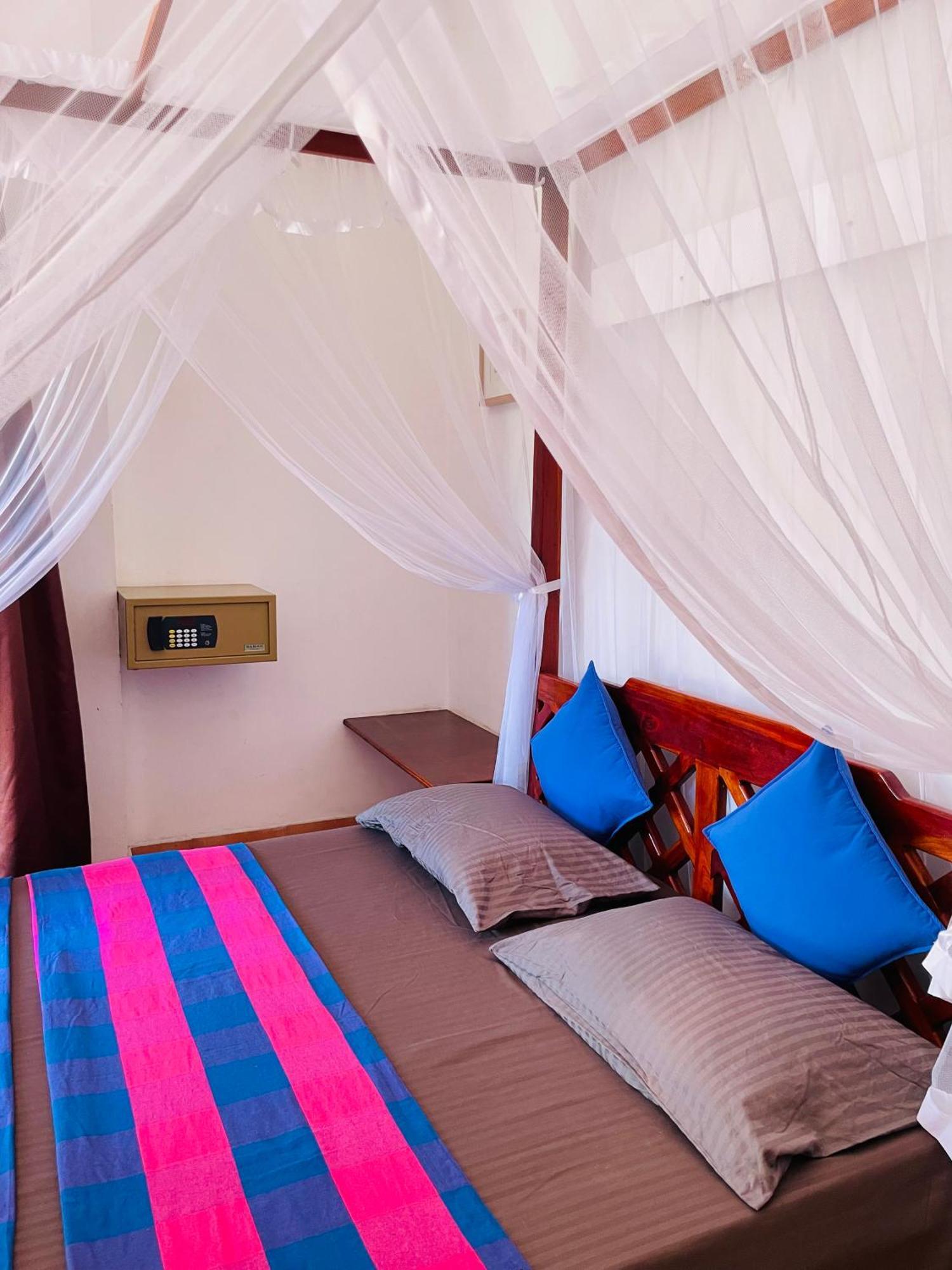 White Villa Унаватуна Экстерьер фото